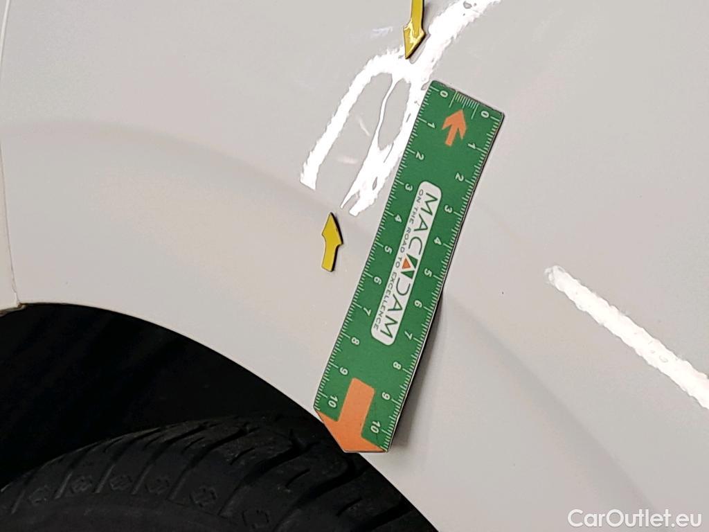  Peugeot  208  Active 1.6 HDi 75CV BVM5 E6 #15