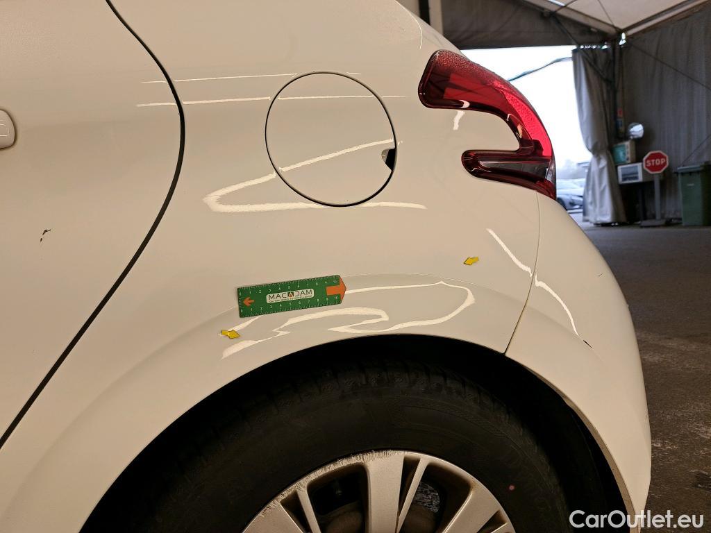  Peugeot  208  Active 1.6 HDi 75CV BVM5 E6 #6