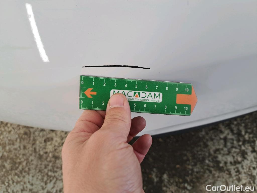  Peugeot  208  Active 1.6 HDi 75CV BVM5 E6 #3