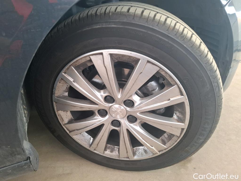  Peugeot  308  Active 1.2 PureTech 110CV BVM6 E6dT #37