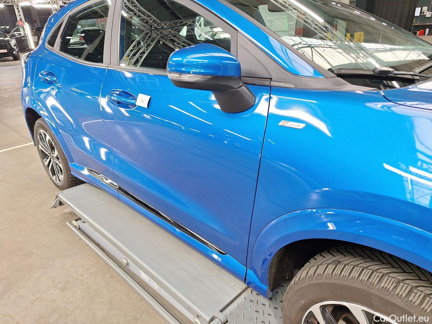  Ford  Puma Ford,  '19, Ford  1.0i Ecoboost mHEV 92kW ST-Line 5d #1