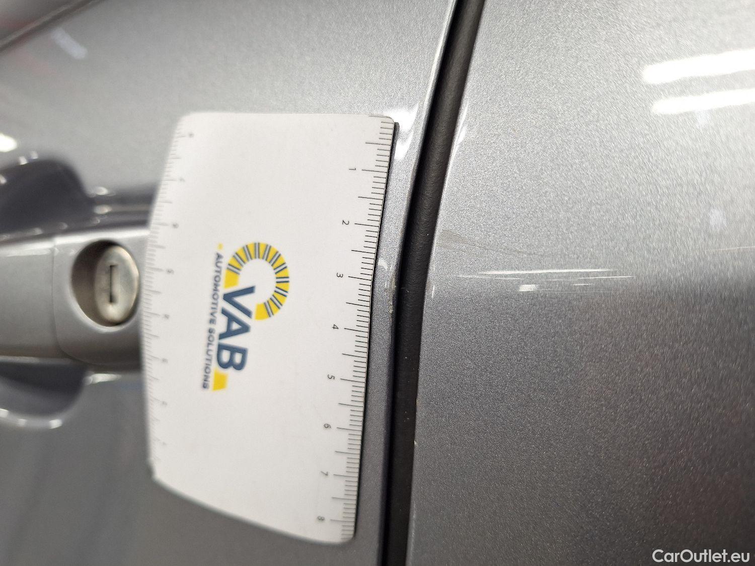  Peugeot  308 Peugeot,  SW FL'17, Peugeot  SW 1.5 BlueHDi 130 S&S EAT8 Allure 5d #27