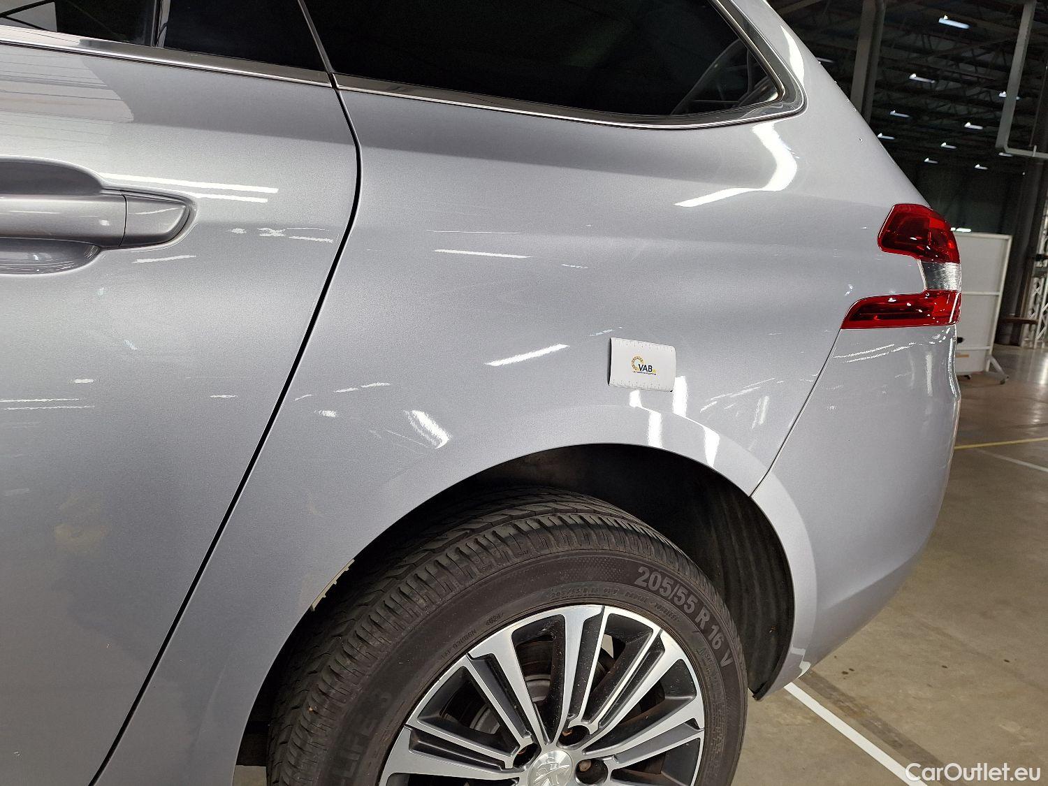  Peugeot  308 Peugeot,  SW FL'17, Peugeot  SW 1.5 BlueHDi 130 S&S EAT8 Allure 5d #24