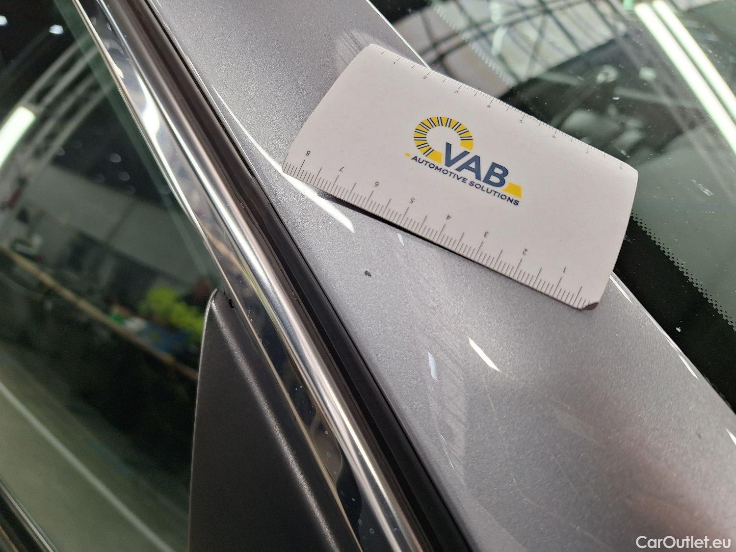  Peugeot  308 Peugeot,  SW FL'17, Peugeot  SW 1.5 BlueHDi 130 S&S EAT8 Allure 5d #41