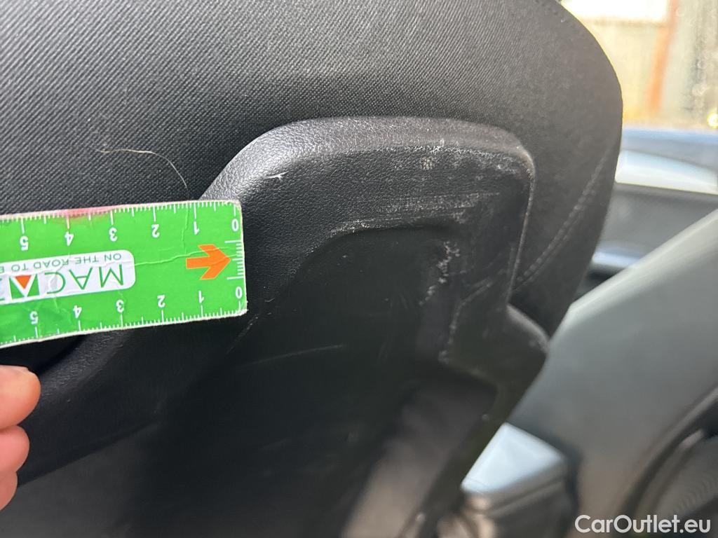  Bmw  X1 BMW  / 2019 / 5P / todoterreno sDrive16d Business #30