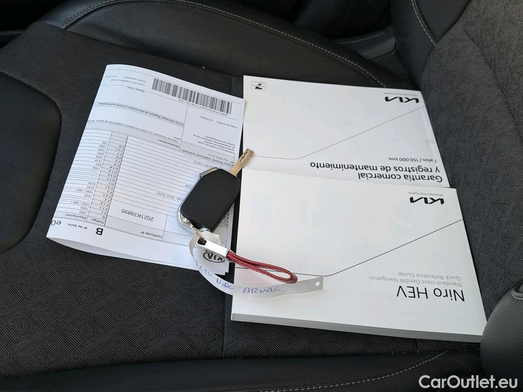  KIA  Niro KIA  / 2019 / 5P / crossover 1.6 GDi HEV 104kW (141CV) Drive #1