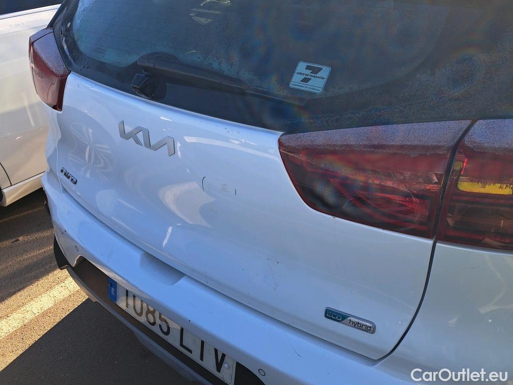 KIA  Niro KIA  / 2019 / 5P / crossover 1.6 GDi HEV 104kW (141CV) Drive #17