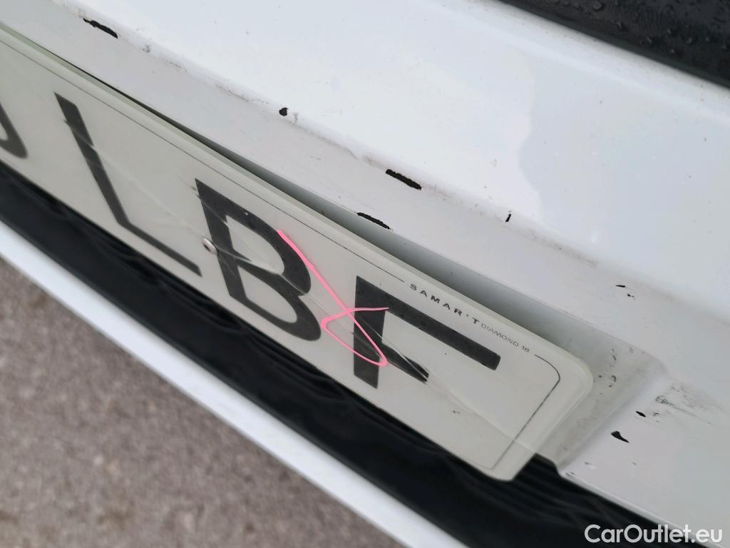  Dacia  Sandero DACIA  / 2016 / 5P / berlina con portón Comfort Blue dCi 70kW (95CV) #37