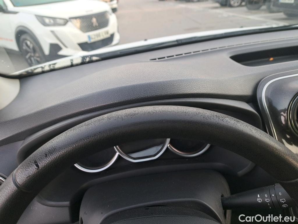  Dacia  Sandero DACIA  / 2016 / 5P / berlina con portón Comfort Blue dCi 70kW (95CV) #22