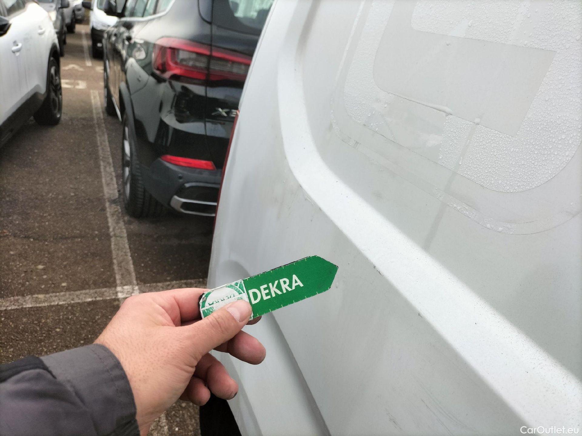  Citroen  Berlingo CITROEN  / 2018 / 3P / furgón derivado de turismo Talla M BlueHDi 55kW CONTROL #40