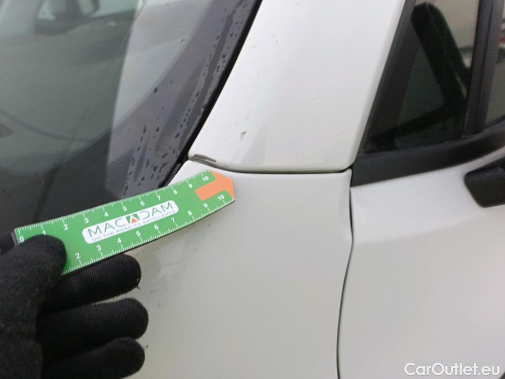  Jeep  Patriot JEEP Renegade / 2014 / 5P / todoterreno 2.0 Mjet 103kW (140CV) Night Eagle 4x4(SP) #33