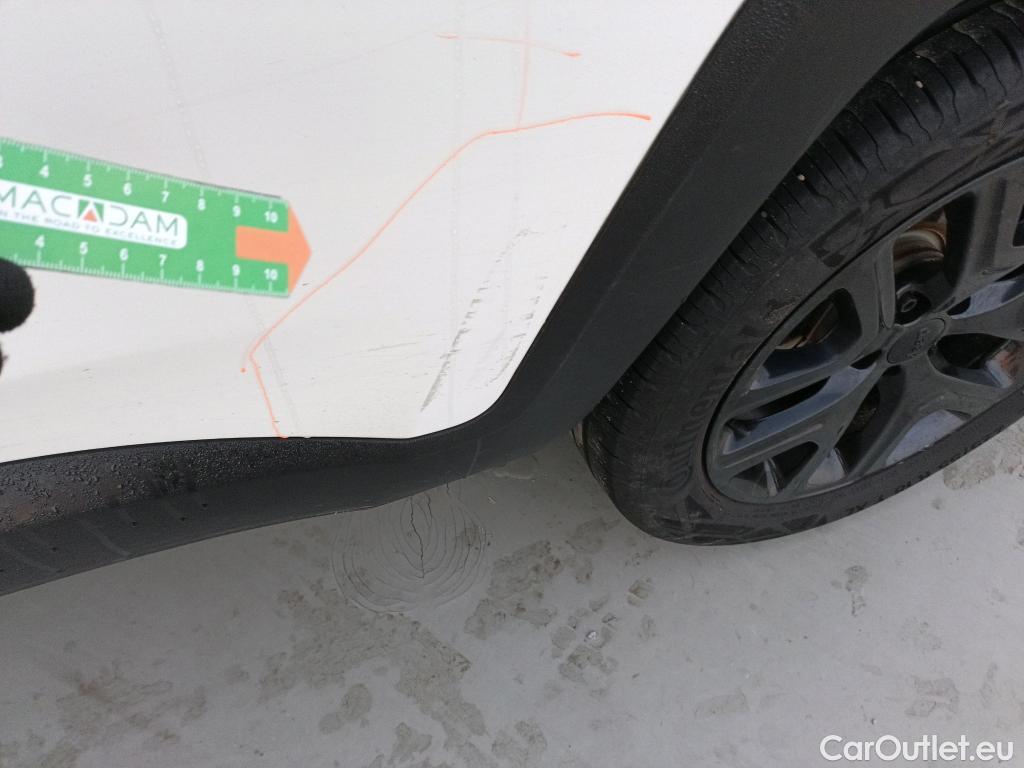  Jeep  Patriot JEEP Renegade / 2014 / 5P / todoterreno 2.0 Mjet 103kW (140CV) Night Eagle 4x4(SP) #21