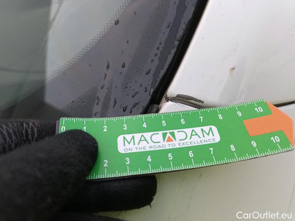  Jeep  Patriot JEEP Renegade / 2014 / 5P / todoterreno 2.0 Mjet 103kW (140CV) Night Eagle 4x4(SP) #34