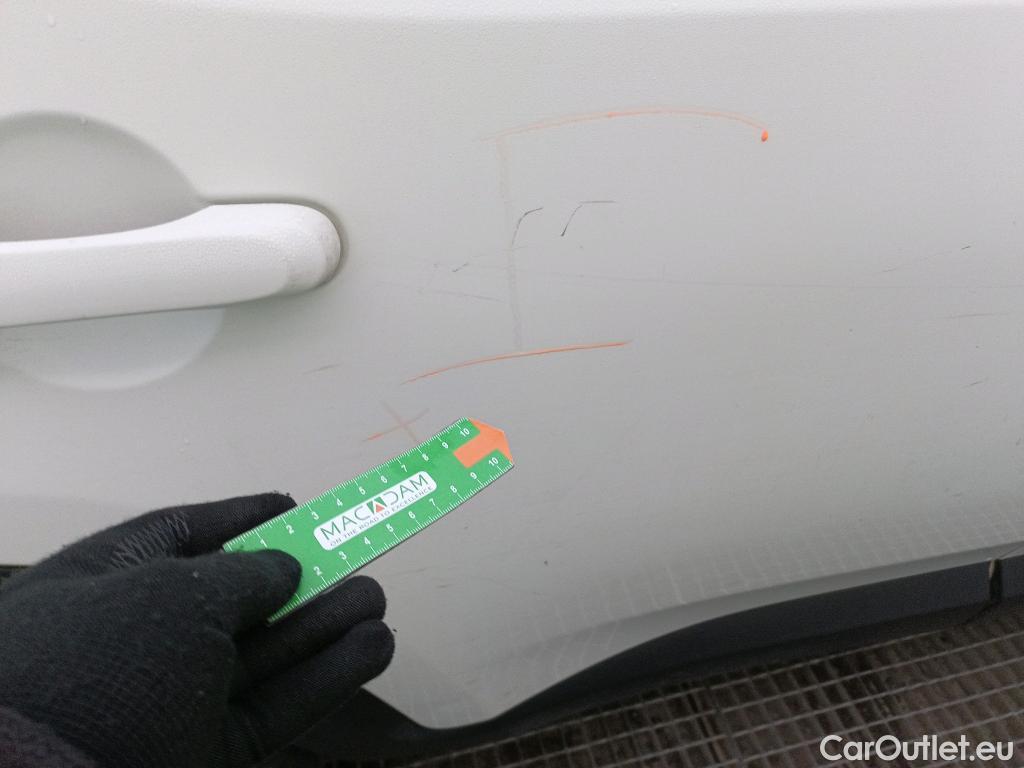  Jeep  Patriot JEEP Renegade / 2014 / 5P / todoterreno 2.0 Mjet 103kW (140CV) Night Eagle 4x4(SP) #19