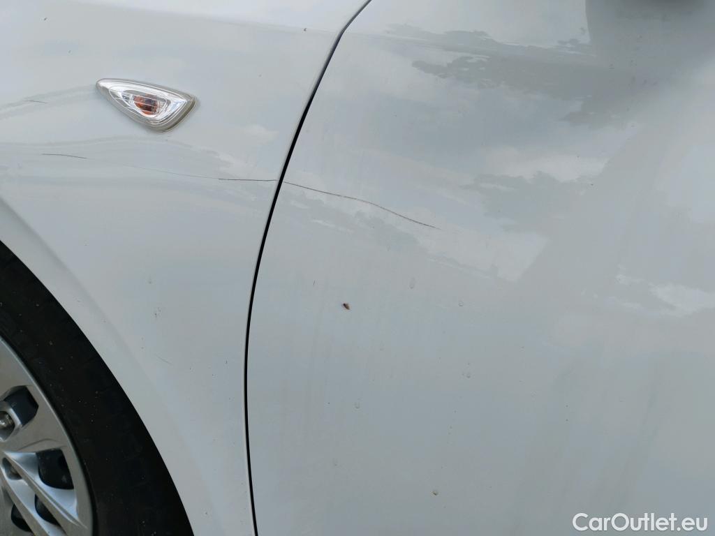  KIA  Cee'd KIA Ceed / 2018 / 5P / berlina con portón 1.0 T-GDi 88kW (120CV) Concept #7