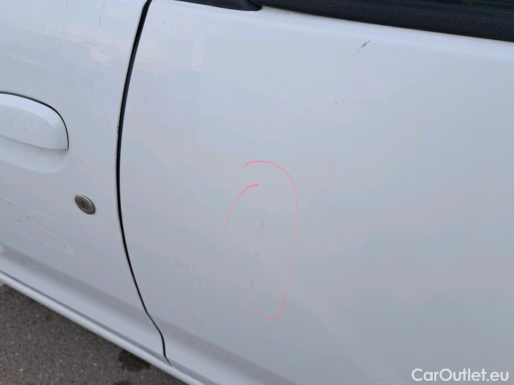  Dacia  Sandero DACIA  / 2016 / 5P / berlina con portón Comfort Blue dCi 70kW (95CV) #18