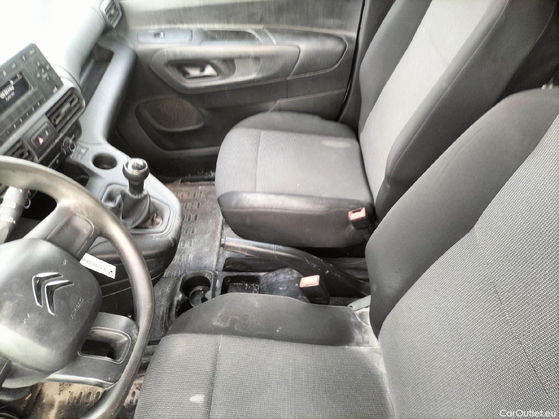  Citroen  Berlingo CITROEN  / 2018 / 3P / furgón derivado de turismo Talla M BlueHDi 55kW CONTROL #21