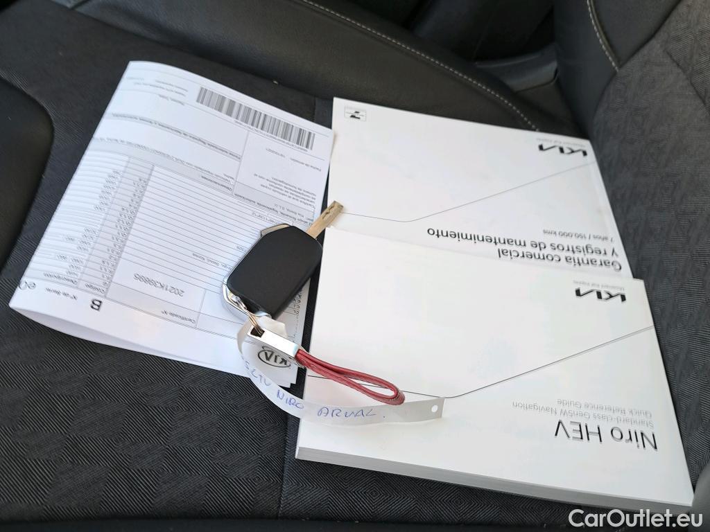  KIA  Niro KIA  / 2019 / 5P / crossover 1.6 GDi HEV 104kW (141CV) Drive #5