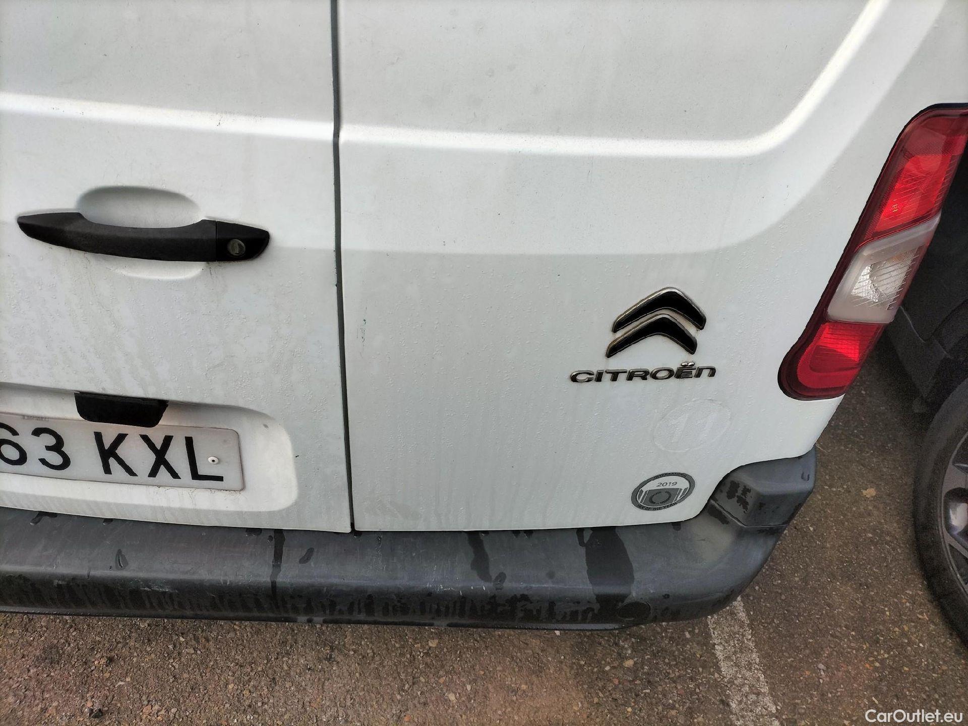  Citroen  Berlingo CITROEN  / 2018 / 3P / furgón derivado de turismo Talla M BlueHDi 55kW CONTROL #33