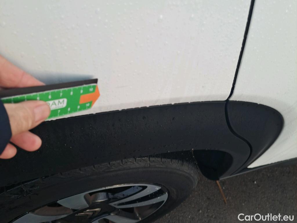  Citroen  C3 CITROEN  Aircross / 2017 / 5P / todoterreno PureTech 81kW (110CV) S&S SHINE #32