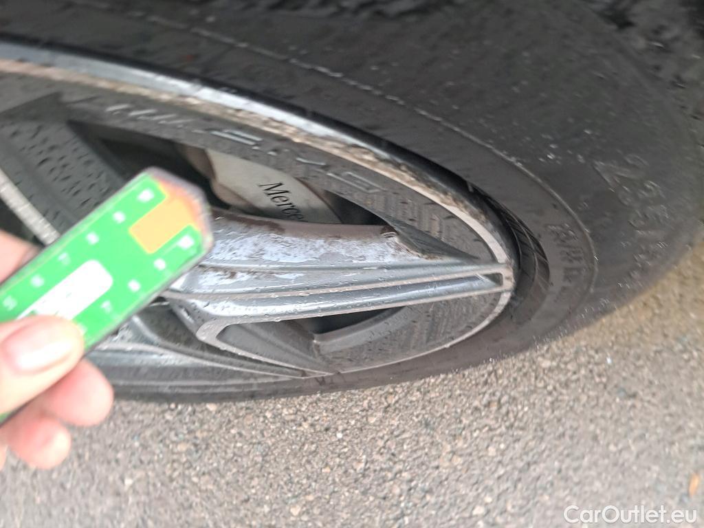  Mercedes  G-Klasee MERCEDES-BENZ Clase GLC / 2019 / 5P / todoterreno GLC 300 e 4MATIC #2