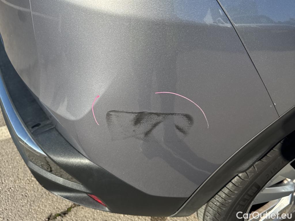  Peugeot  3008 PEUGEOT  / 2016 / 5P / todoterreno 1.5 BlueHDi 96kW (130CV) S&S Active (AC) #28