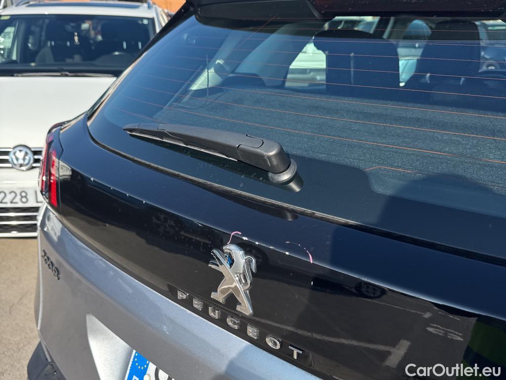  Peugeot  3008 PEUGEOT  / 2016 / 5P / todoterreno 1.5 BlueHDi 96kW (130CV) S&S Active (AC) #29