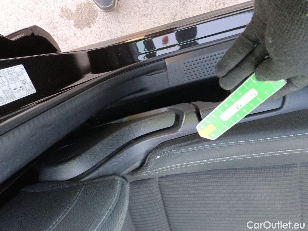  Nissan  Qashqai NISSAN  / 2021 / 5P / todoterreno DIG-T 103kW (140CV) mHEV 4x2 Acenta #5