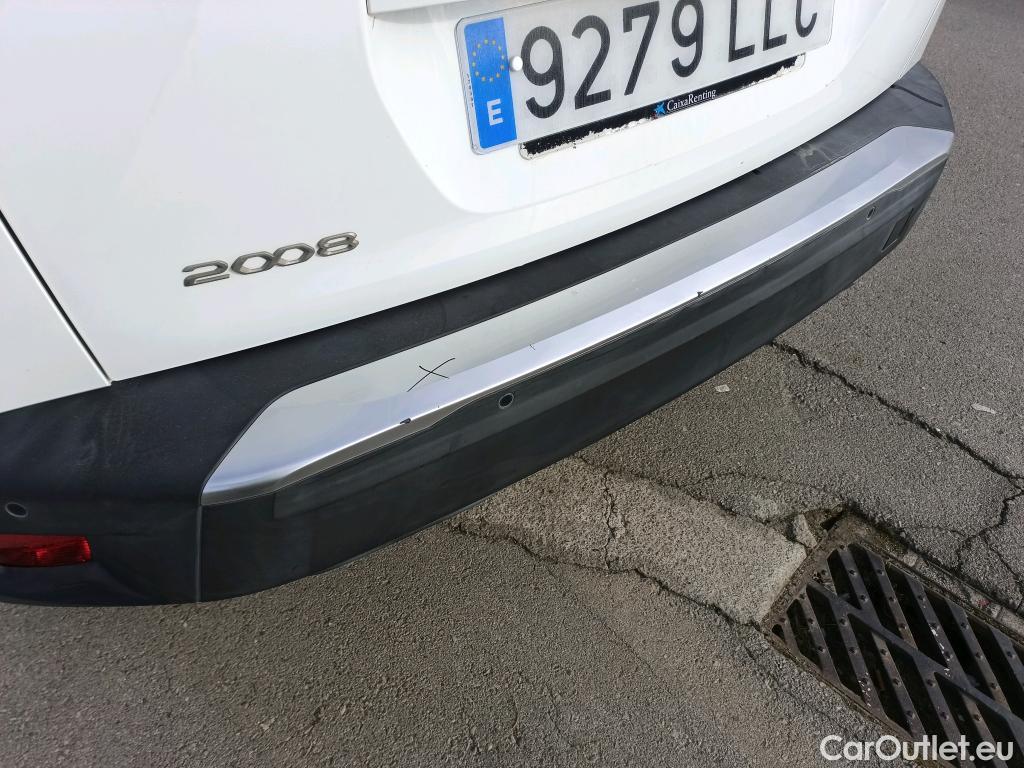  Peugeot  2008 PEUGEOT  / 2019 / 5P / todoterreno Allure Puretech 100 S&S BVM6 (CX) #13