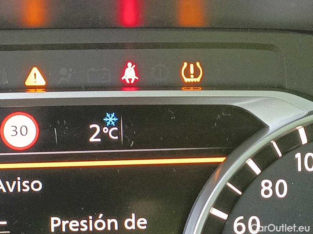  Nissan  Qashqai NISSAN  / 2021 / 5P / todoterreno DIG-T 103kW (140CV) mHEV 4x2 Acenta #24