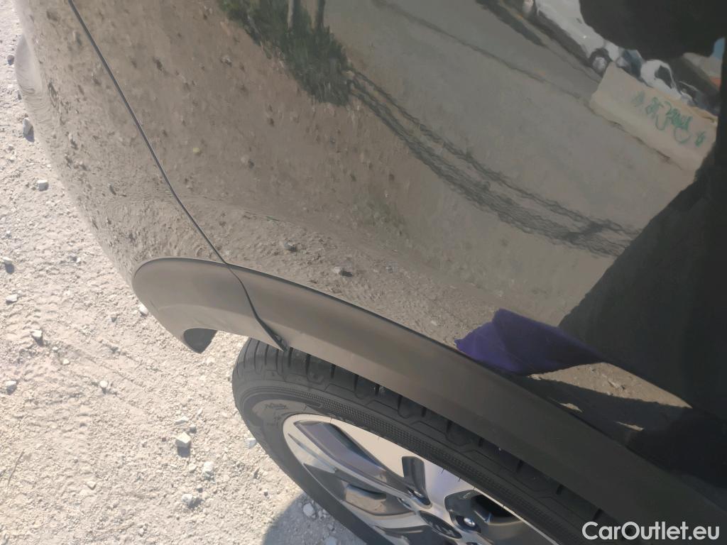  KIA  Niro KIA e- / 2016 / 5P / crossover e- 150kW (204CV) Drive (Long Range) #11