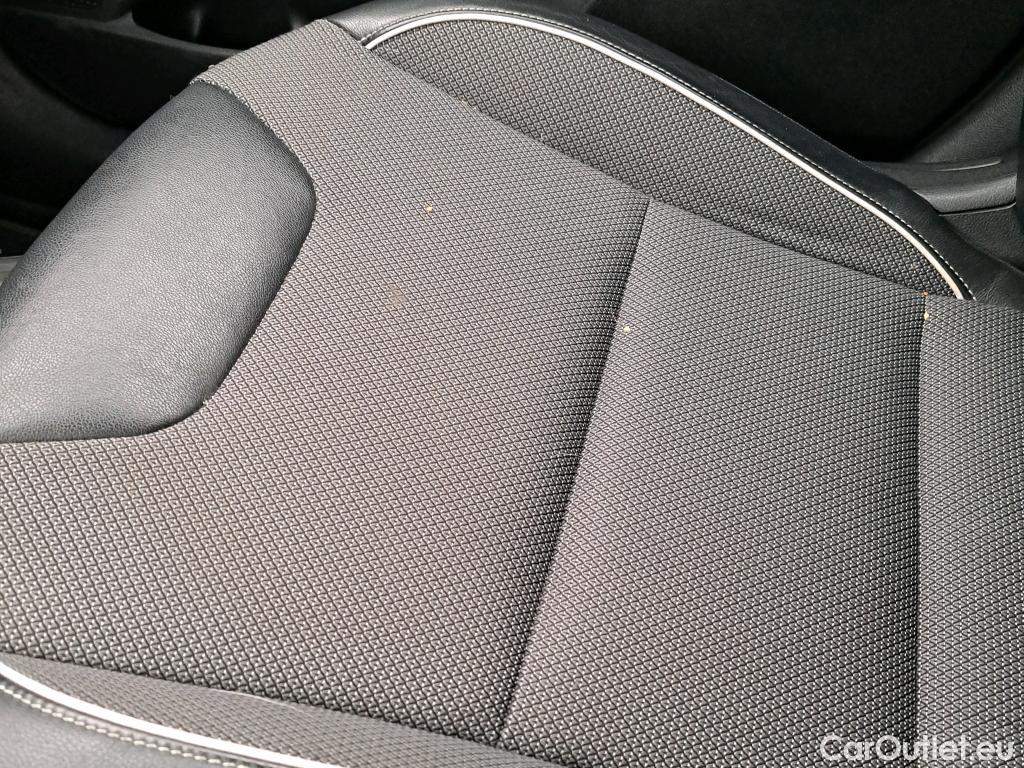  KIA  Niro KIA e- / 2016 / 5P / crossover e- 150kW (204CV) Drive (Long Range) #19