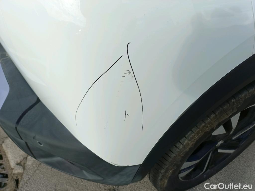  Peugeot  2008 PEUGEOT  / 2019 / 5P / todoterreno Allure Puretech 100 S&S BVM6 (CX) #8