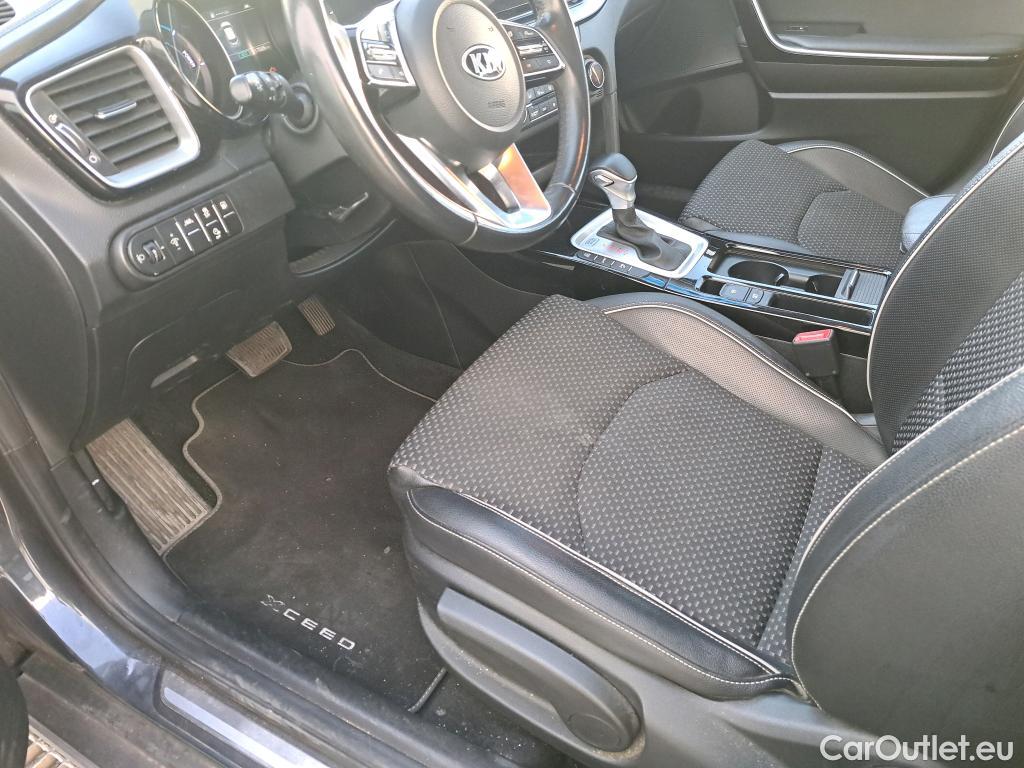  KIA  XCeed KIA  1.6 GDi PHEV 104kW (141CV) eDrive (AC) #23