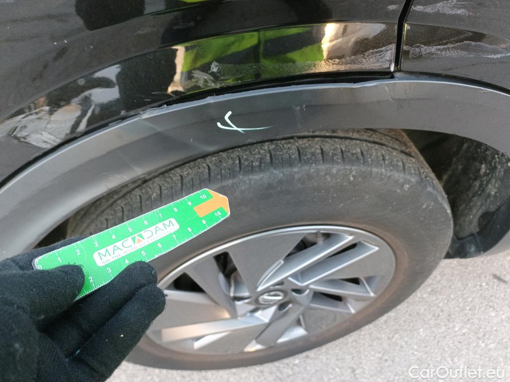  Nissan  Qashqai NISSAN  / 2021 / 5P / todoterreno DIG-T 103kW (140CV) mHEV 4x2 Acenta #22