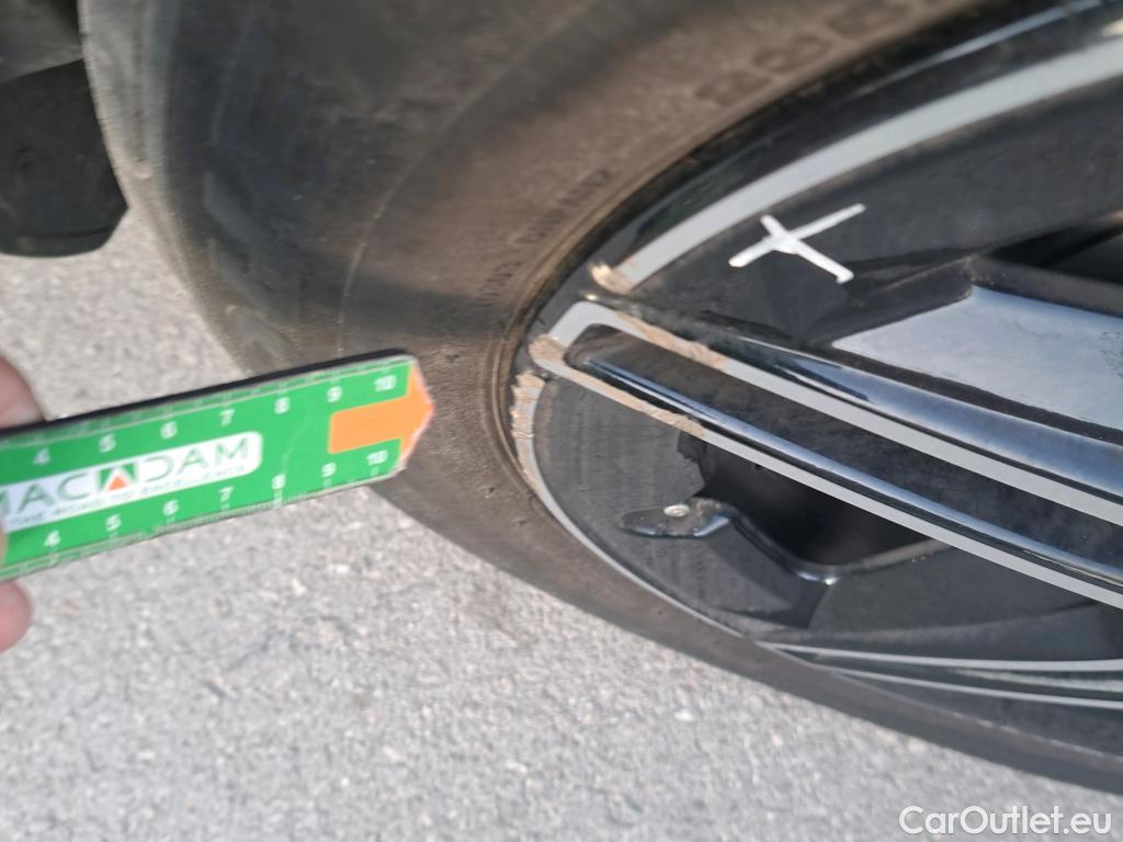  Mercedes  G-Klasee MERCEDES-BENZ GLC Coupé / 2019 / 5P / coupé GLC 300 de 4MATIC #8