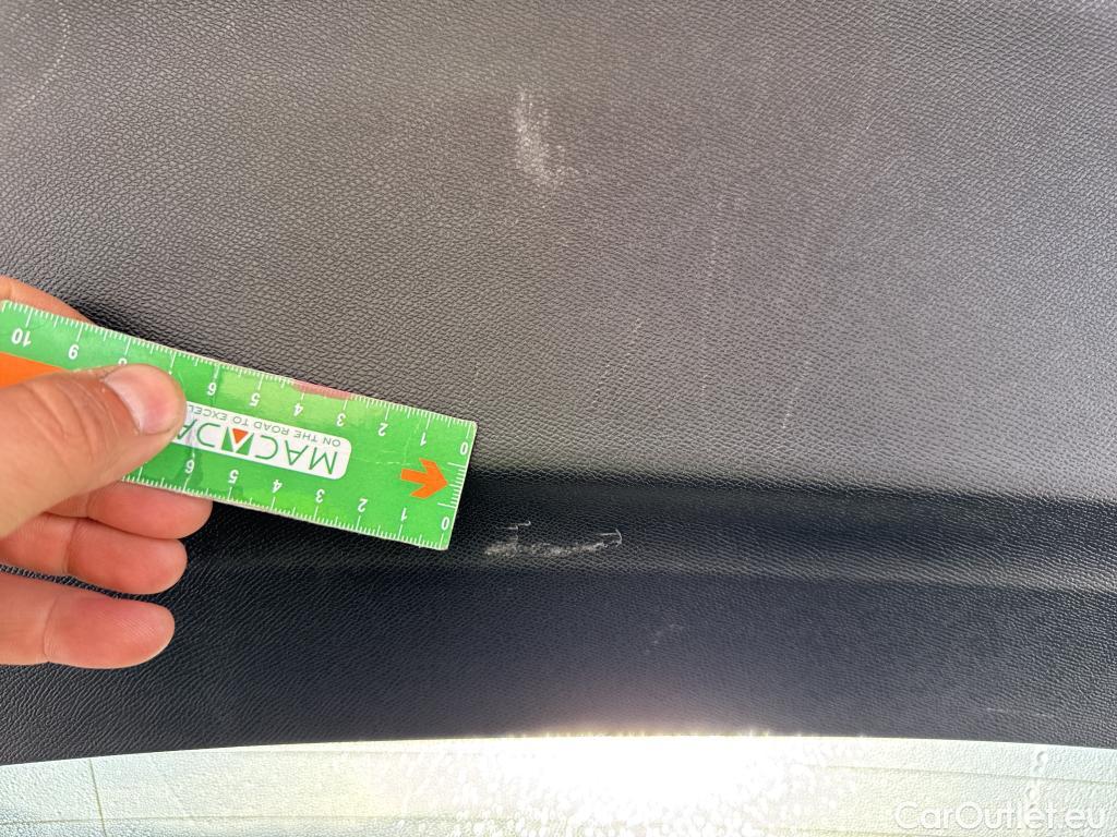  Peugeot  308 PEUGEOT  / 2017 / 5P / familiar SW Allure Pack BlueHDI 130 S&S EAT8 #27