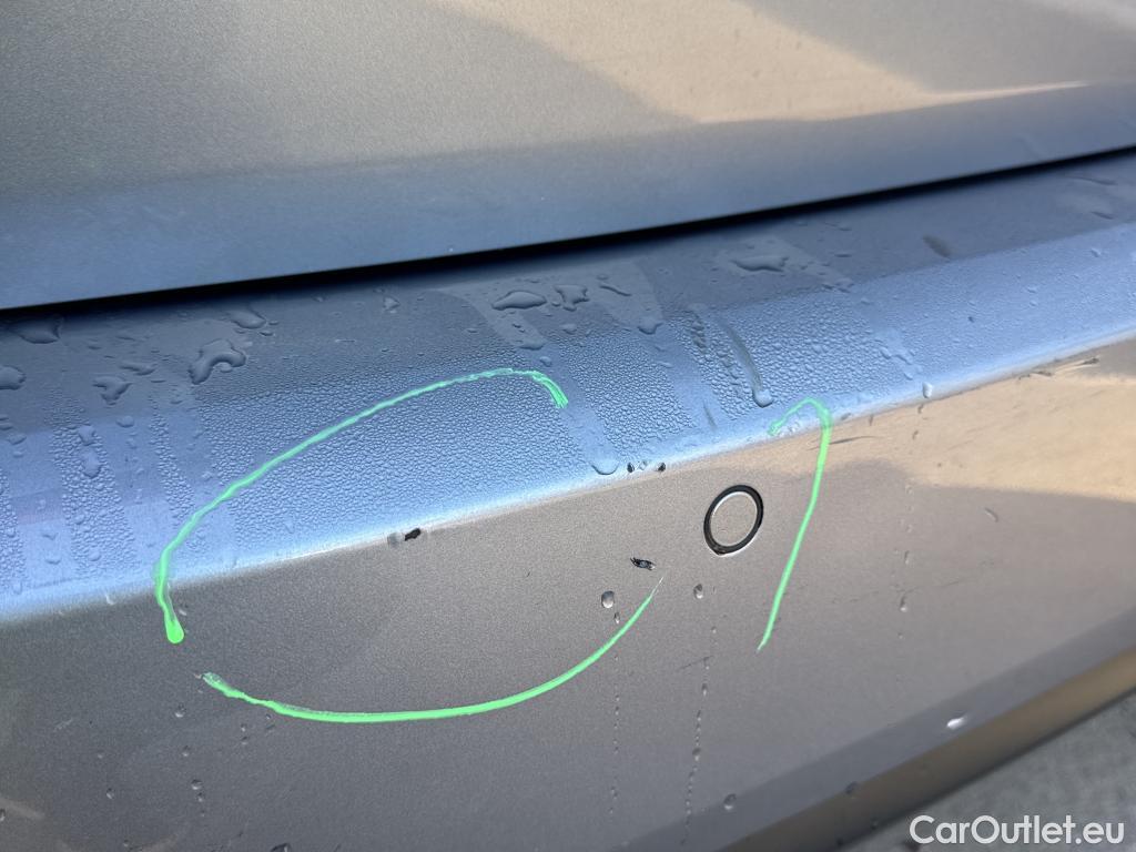  Peugeot  308 PEUGEOT  / 2017 / 5P / familiar SW Allure Pack BlueHDI 130 S&S EAT8 #24