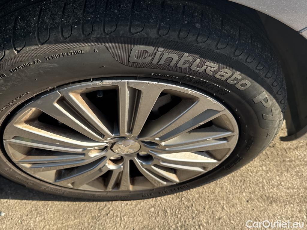  Peugeot  308 PEUGEOT  / 2017 / 5P / familiar SW Allure Pack BlueHDI 130 S&S EAT8 #18