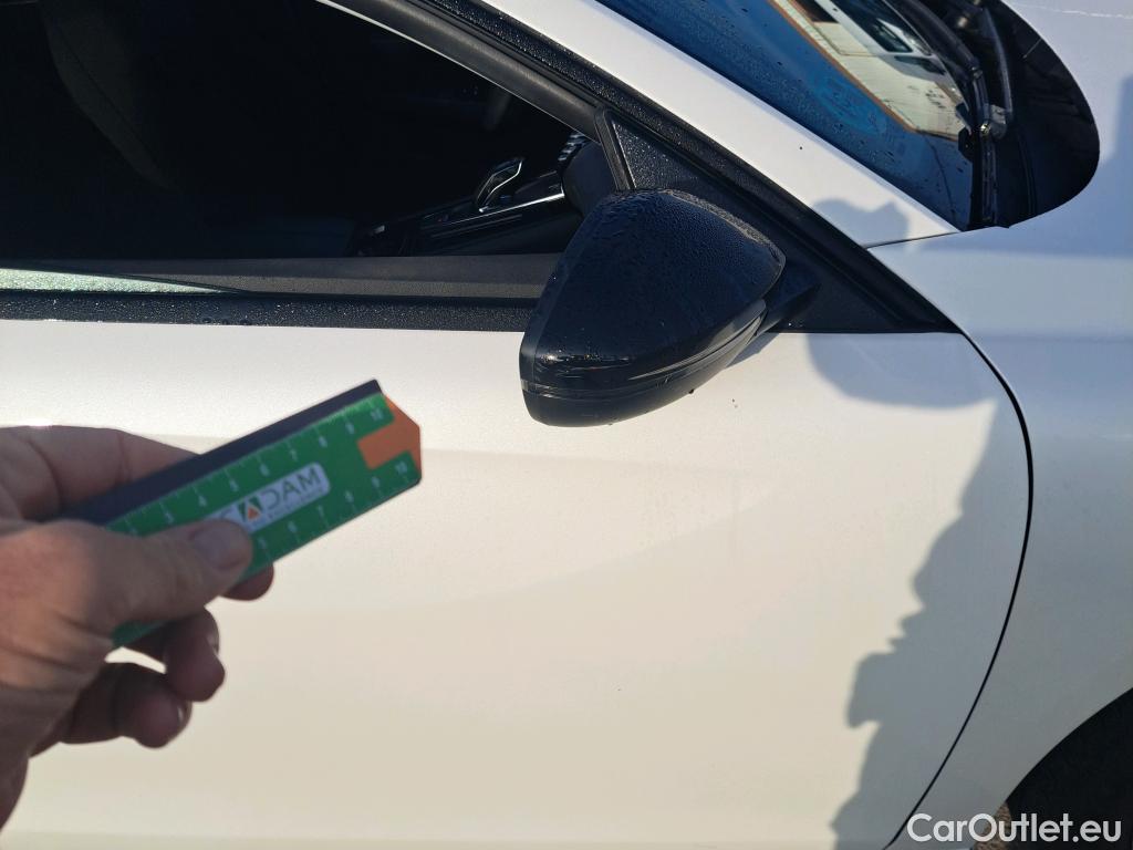  Peugeot  508 PEUGEOT  / 2018 / 5P / berlina con portón 5P Active Pack BlueHDi 130 S&S EAT8 #7