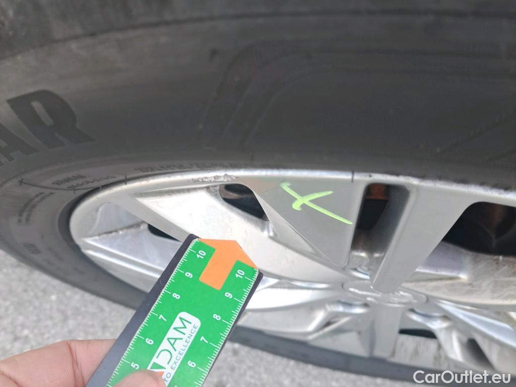  Peugeot  508 PEUGEOT  / 2018 / 5P / berlina con portón 5P Active Pack BlueHDi 130 S&S EAT8 #15