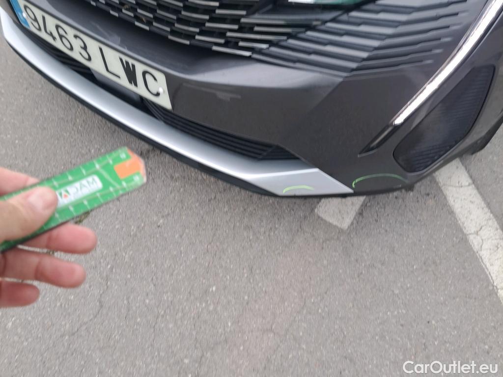  Peugeot  3008 PEUGEOT  Hybrid / 2020 / 5P / todoterreno 225 e-EAT8 Allure (AC2) #20