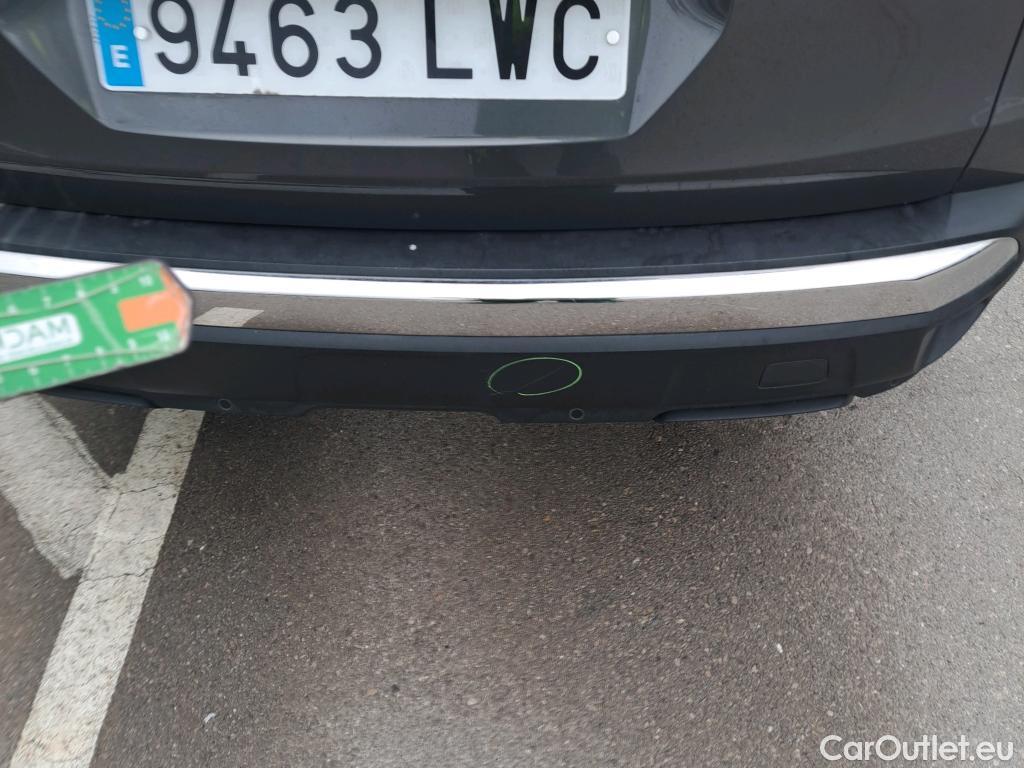  Peugeot  3008 PEUGEOT  Hybrid / 2020 / 5P / todoterreno 225 e-EAT8 Allure (AC2) #9