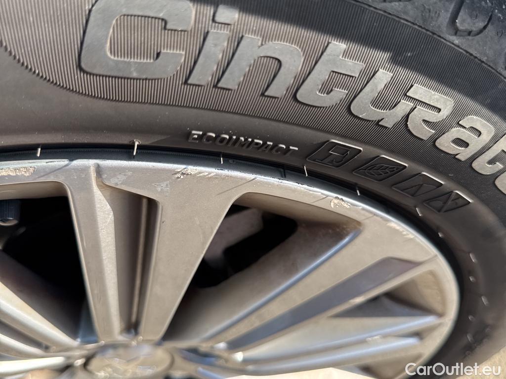  Peugeot  308 PEUGEOT  / 2017 / 5P / familiar SW Allure Pack BlueHDI 130 S&S EAT8 #19