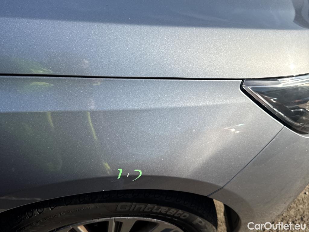  Peugeot  308 PEUGEOT  / 2017 / 5P / familiar SW Allure Pack BlueHDI 130 S&S EAT8 #30