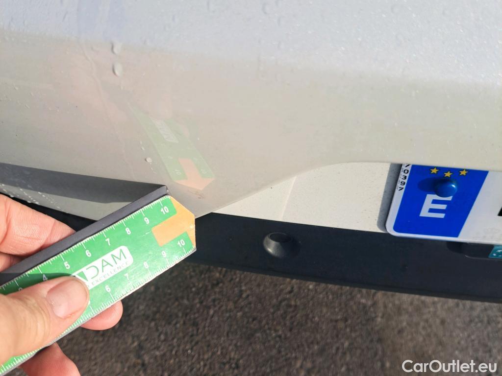  Peugeot  508 PEUGEOT  / 2018 / 5P / berlina con portón 5P Active Pack BlueHDi 130 S&S EAT8 #17