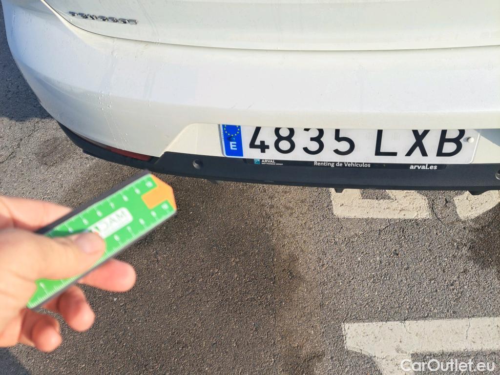  Peugeot  508 PEUGEOT  / 2018 / 5P / berlina con portón 5P Active Pack BlueHDi 130 S&S EAT8 #5