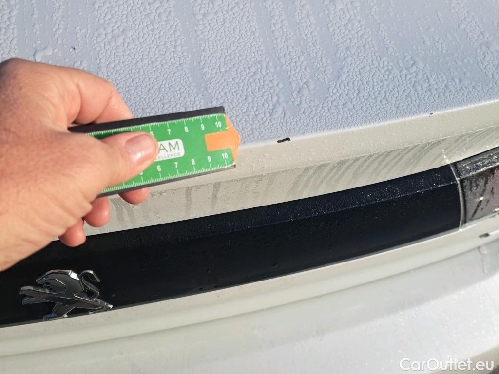  Peugeot  508 PEUGEOT  / 2018 / 5P / berlina con portón 5P Active Pack BlueHDi 130 S&S EAT8 #3