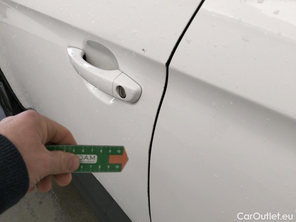  Opel   Grandland X OPEL Grandland / 2021 / 5P / todoterreno 1.5 CDTi Business Edition Auto #4