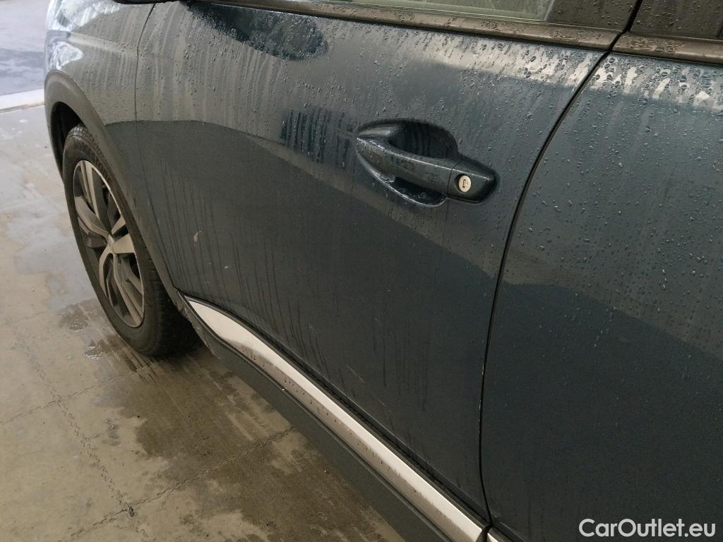  Peugeot  3008 PEUGEOT  / 2020 / 5P / todoterreno 1.5 BlueHDi 96kW S&S Allure Pack EAT8 #9